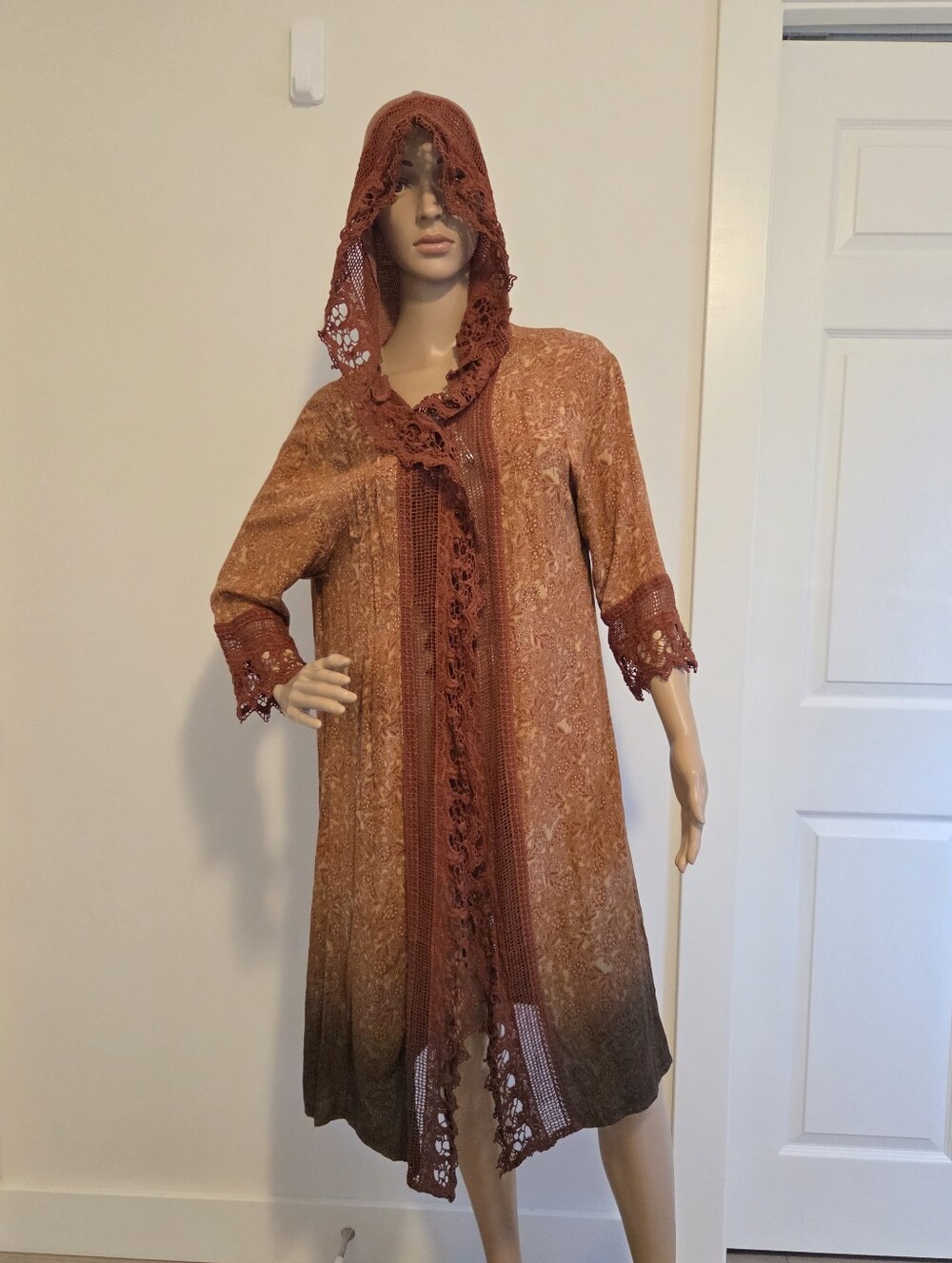 Gimmicks By BKE Orange/Brown Ombre Hooded Boho Cardigan